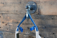 Load image into Gallery viewer, Fe20six vintage silver coat hook